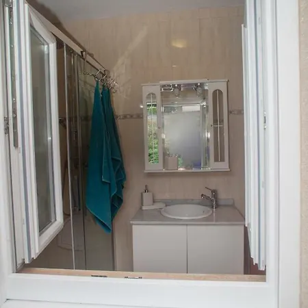 Alpesi faház Casa De Piedra Playa De Estorde Con Vistas Al Mar *